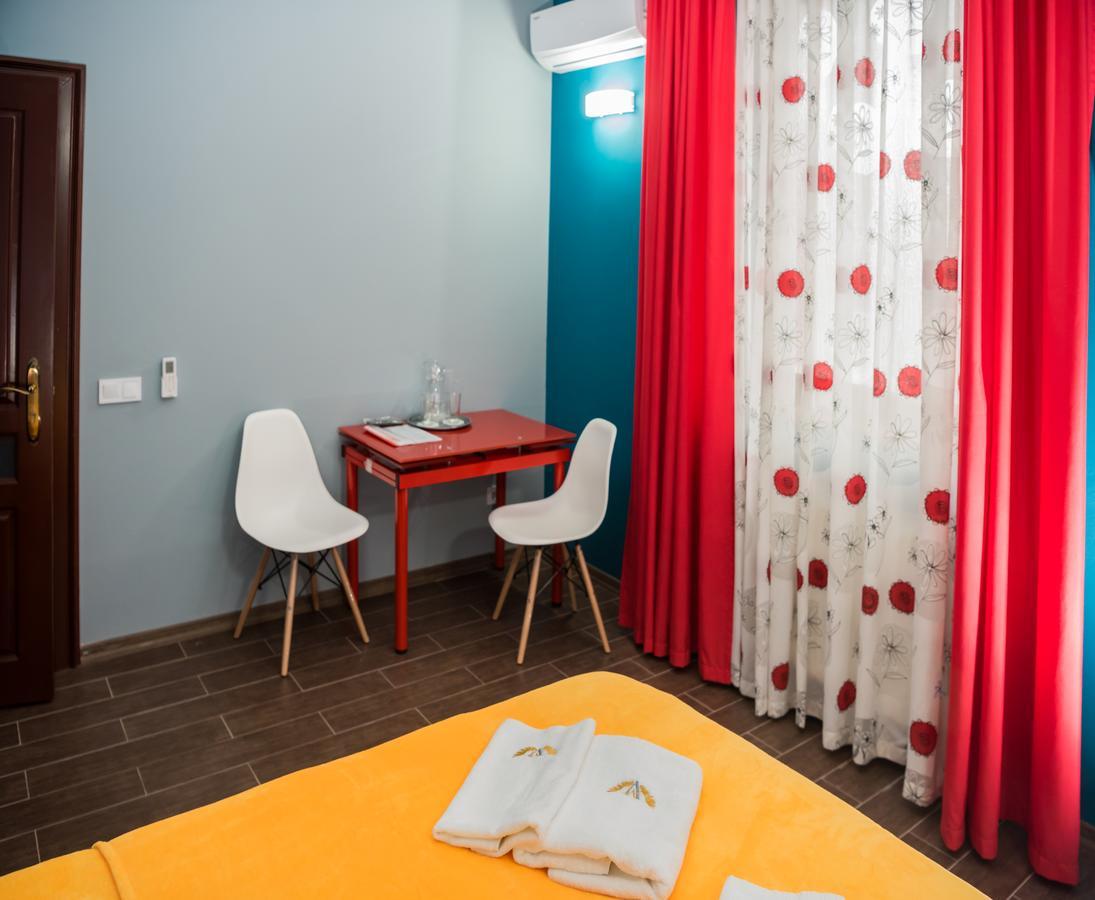Hotel " Boutique " Uzhhorod Ngoại thất bức ảnh