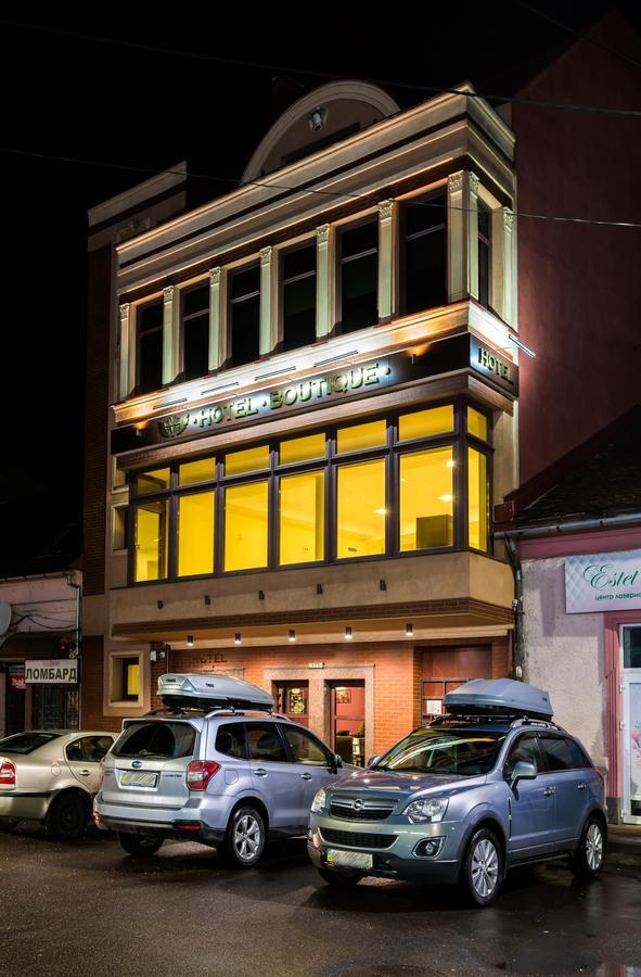 Hotel " Boutique " Uzhhorod Ngoại thất bức ảnh