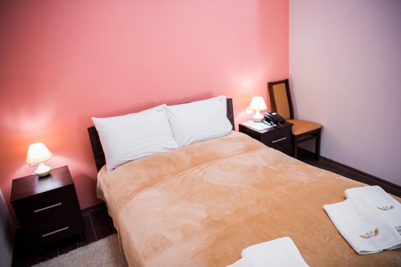 Hotel " Boutique " Uzhhorod Ngoại thất bức ảnh