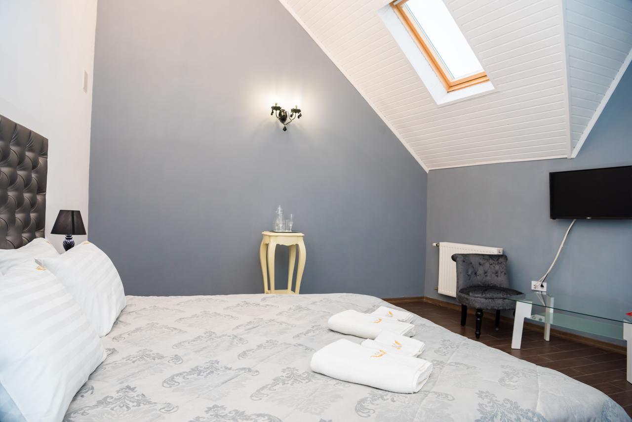 Hotel " Boutique " Uzhhorod Ngoại thất bức ảnh